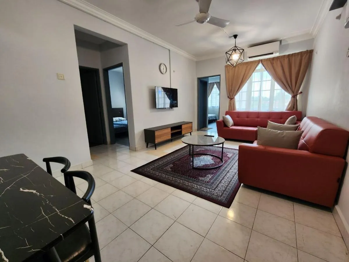 Thetamu Homestay مسلم Pesona Jalan Baharu 0*,  Malaysia